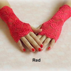 Black short elastic floral lace fingerless gloves Red