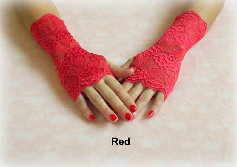 Black short elastic floral lace fingerless gloves Red