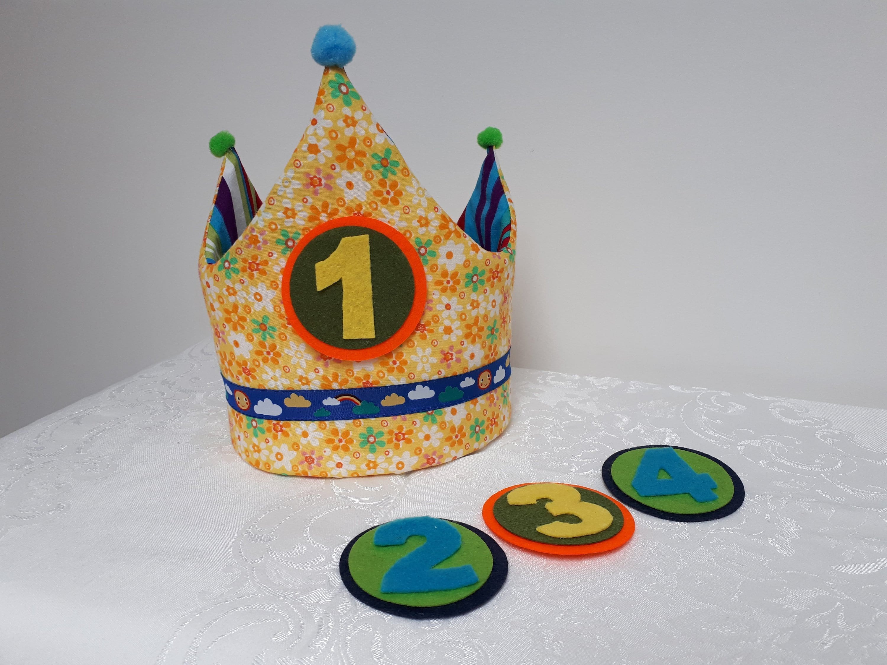 WOKICOR Lot de 6 couronnes d'anniversaire pour enfants - Couronne d' anniversaire - Pour filles et garçons - Pour fête d'anniversaire :  : Jeux et Jouets