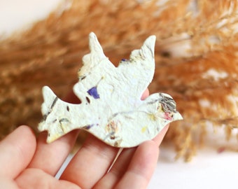 Seed paper dove - Wildflower seed paper doves - Communion plantable favors - eco friendly flower paper gift