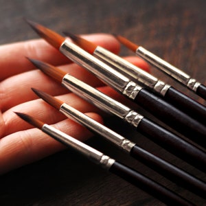 High quality pointy paint brushes bristle and black handle