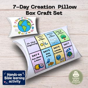 Pode incluir: Um conjunto de artesanato 7-Day Creation Pillow Box Craft Set com uma caixa branca com ilustrações coloridas que representam os sete dias da criação, incluindo etiquetas de texto para cada dia e uma atividade de aprendizagem bíblica.