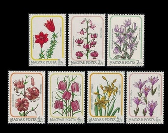 Francobolli d'epoca con fiori del 1985, Ungheria / Illustrazioni di gigli per collage artistici, progetti di artigianato, incorniciati per decorazioni per la casa, diario naturalistico / MNH