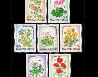 Vintage Wildflower Postage Stamps Hungary 1973 / Violet, Poppy, Daisy, Lungwort, Cyclamen, French Rose / Altered Art, Gardening Journal