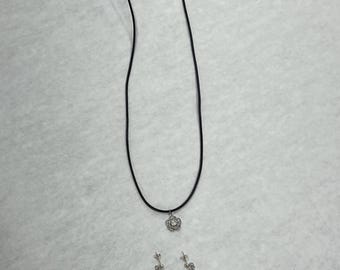Halskette und Ohrringe Set - Blumen Anhänger - Sterling Silber Zubehör