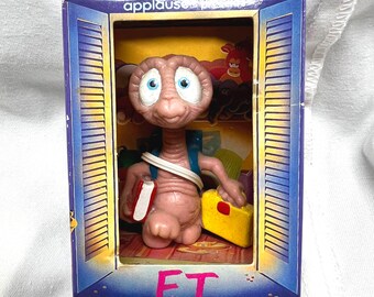 ET EXTRA TERRESTRIAL Vintage Toy Action Figure 1982 Sci Fi
