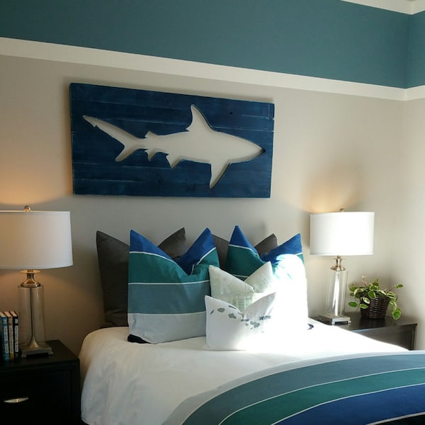 Distressed Shark Pallet Wood Wall Art, Surf Decor, Beach Decor, Wooden Shark
