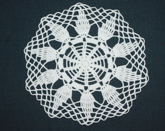 White Crochet Doily, Small Placemat Round Doily, Cotton Pineapple Doily, Wedding Doily, Table Topper, 9 inches