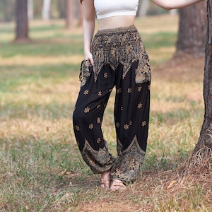 Black Harem Pants Women Flowy Boho Yoga Pants - Hippie Trousers - Bohemian Clothes for Summer - Genie Balloon Pants