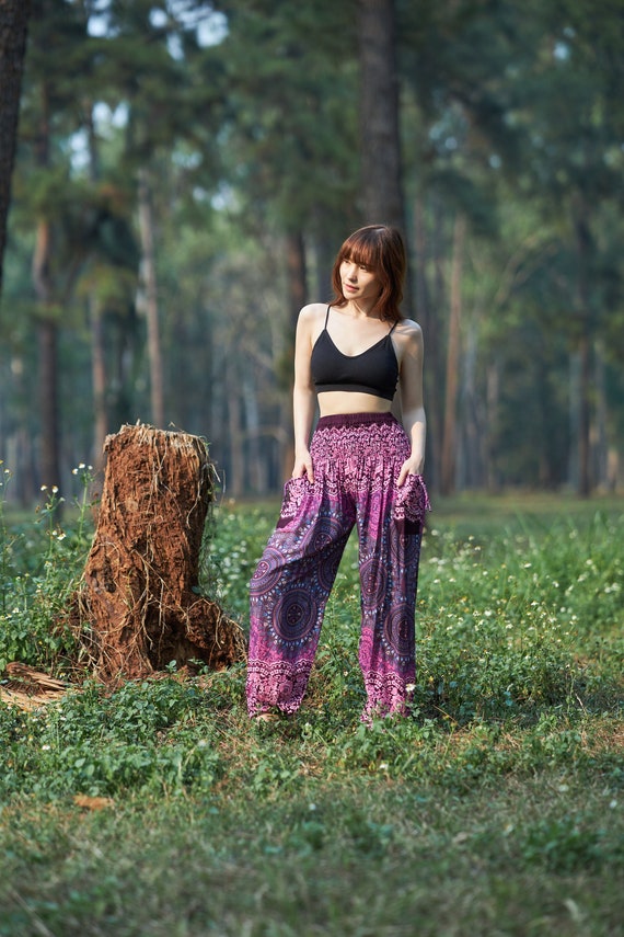 Women Yoga Pants Smocked Waist Harem Pant Genie Aladdin Pants Hippie  Clothing for Summer Flowy Festival Pants With Pockets 