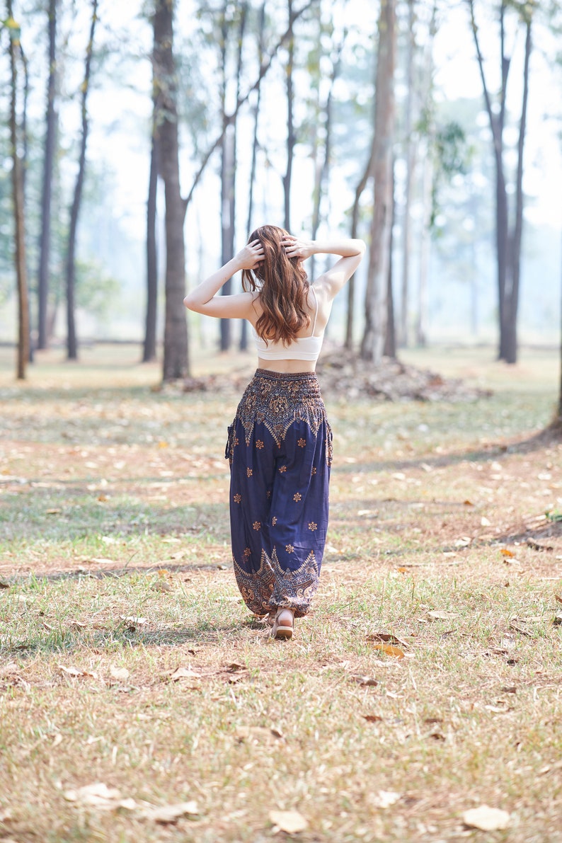 Sarouel bleu pour femme, pantalon de yoga fluide, vêtements bohèmes tailles Petite à grande taille, pantalon bohème avec poches, vêtements hippies d'été image 6