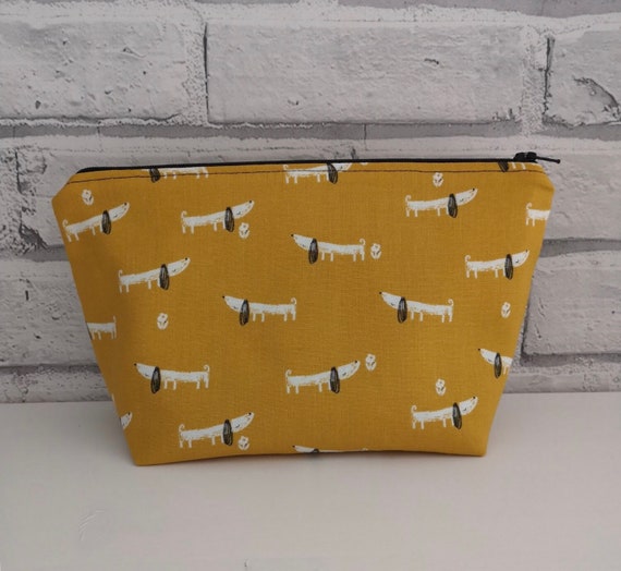 Amazon Com Zhaoqian Sausage Dog Dachshund Pouch Cosmetic Toiletry