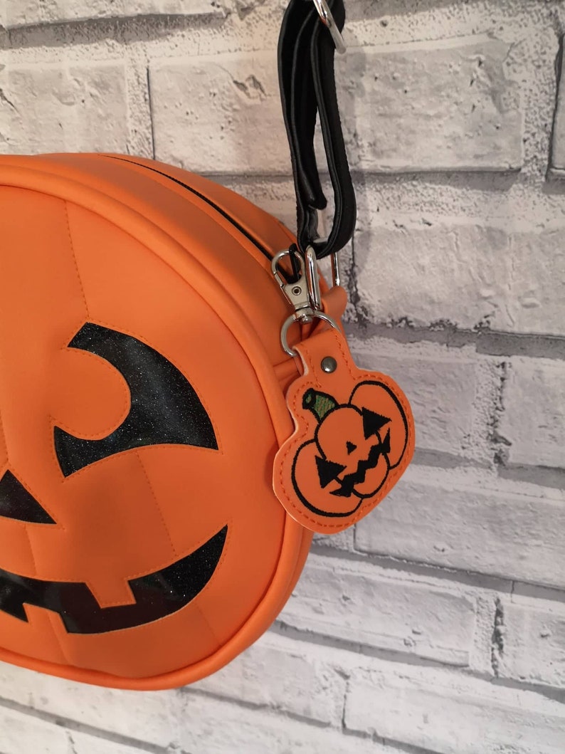 halloween purse pumpkin