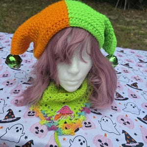 Crochet split color jester hat with working bells - clowncore alternative scene emo kawaii jfashion beanies slouchy joker silly fool hat