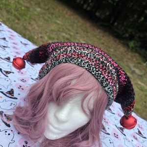 MCR inspired Crochet jester hat with working bells - clowncore alternative scene emo kawaii jfashion beanies slouchy joker silly fool hat