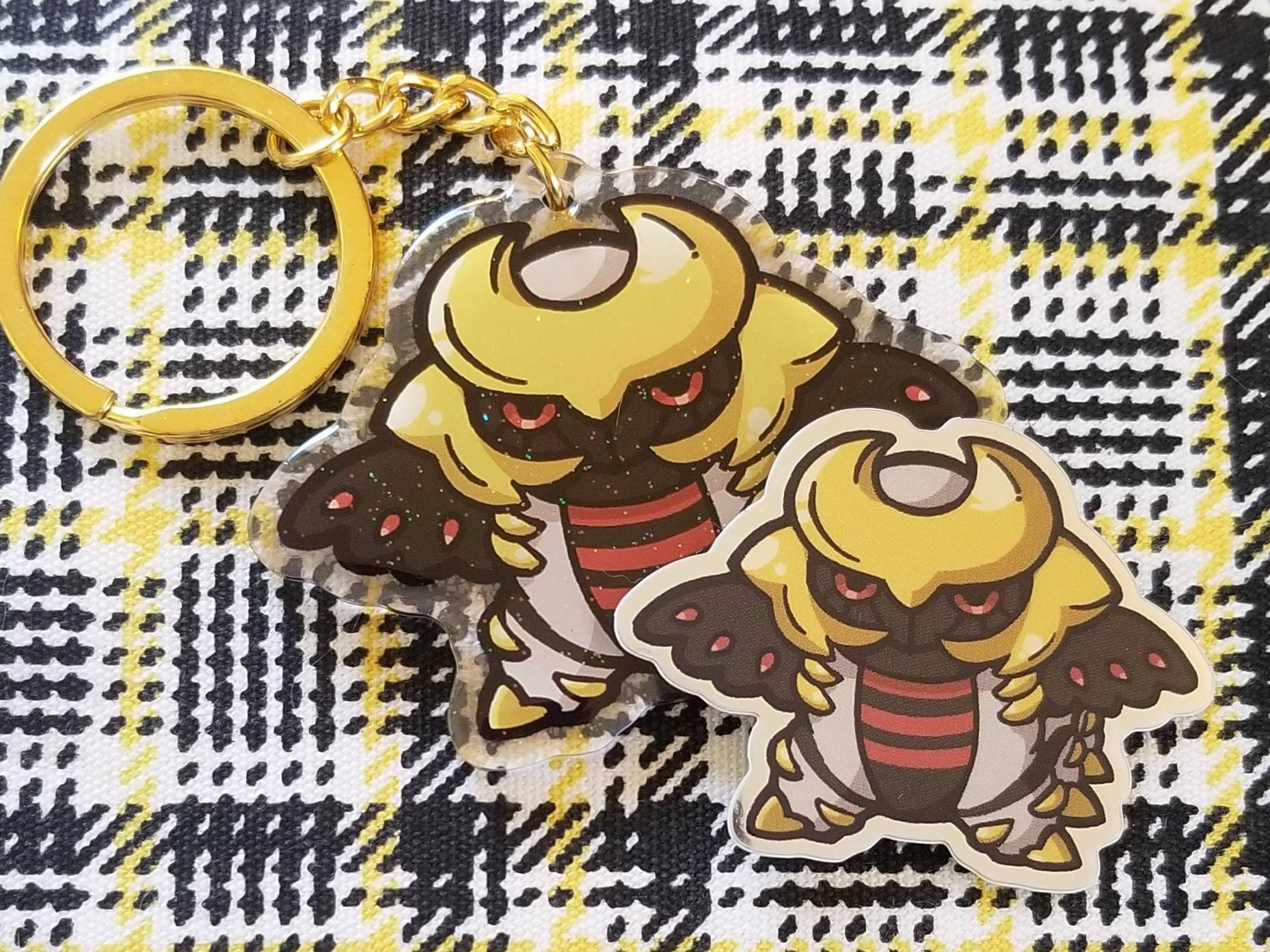 Pokemon Giratina Origin Forme Enamel Pin Glitter Shiny -  Denmark