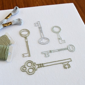 Vintage Keys hand embroidery pattern for a set of five antique keys image 1