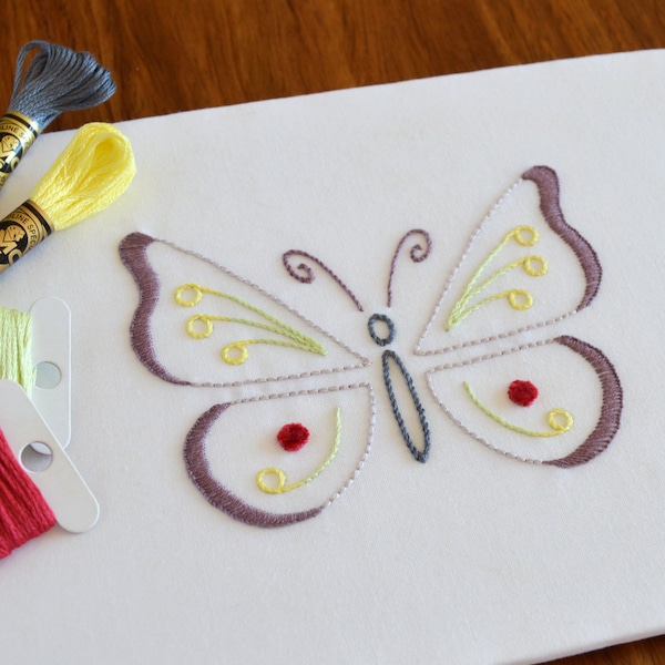 Papillon VI, a modern embroidery pattern for a butterfly