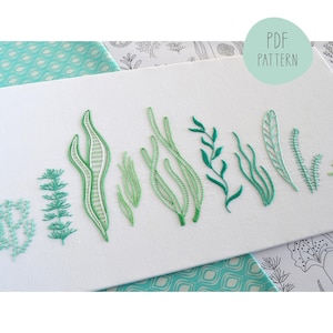 野生の海草の刺繍パターン、美しい質感のステッチで満たされた水中植物の新鮮で独創的なデザイン