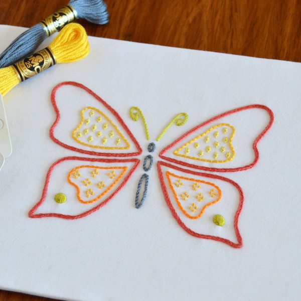 Papillon I, a modern embroidery pattern for a butterfly