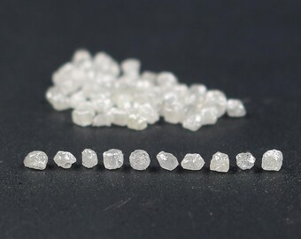 Diamant Brut Naturel 3.20 Carats - Couleur Gris Blanc, Clarté I3, 7.93mm, Origine Inde