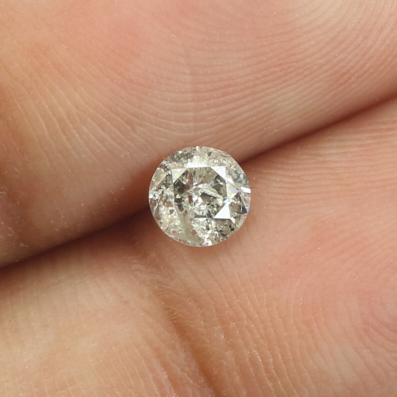 Stone Natural Round Brilliant Cut I-J Color I2-I3 Clarity