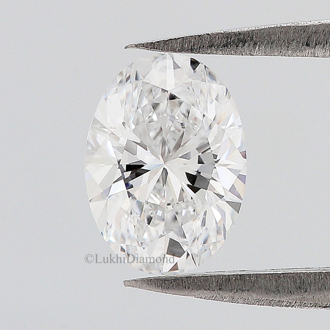 5.02ct Cushion brilliant Lab Grown Diamond (Colour E, Clarity VVS2, IGI) main image 0
