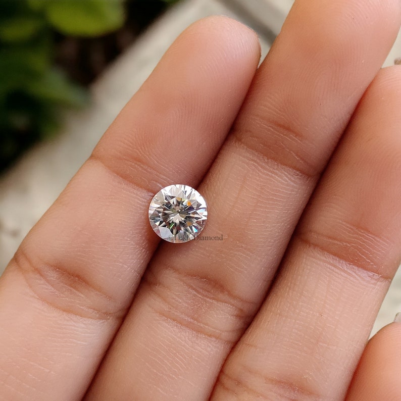 Round Brilliant Cut Loose White Moissanite Stone 1.0 To 5.0 CT Vintage Antique Handcrafted Eye Clean Moissanite Engagement Gift Ring Q118 image 4