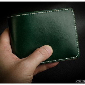 Cuir végétal tanné vert minimal - 5 poches pliantes