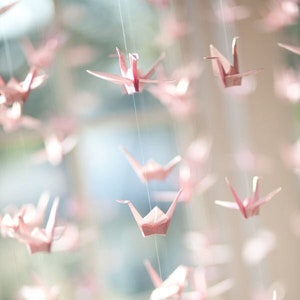 Blütenblatt Rosa Origami Kranichen Girlanden Strings - Papierkraniche Hochzeit Dekorationen Hochzeit Kulisse Herzstück Fenster Display