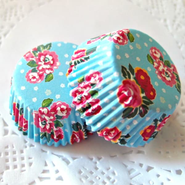 Mini Vintage Light Blue Floral Cupcake Liners