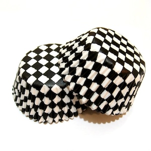 Black and White Checker Cupcake Liners (50)