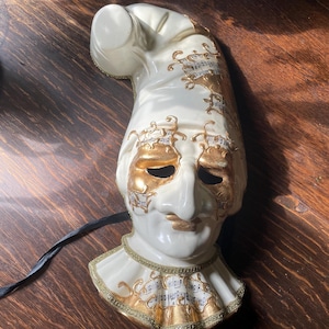 Handmade Venetian Paper Mache Mask: Maschera del Galeone, Gold Musical Notes