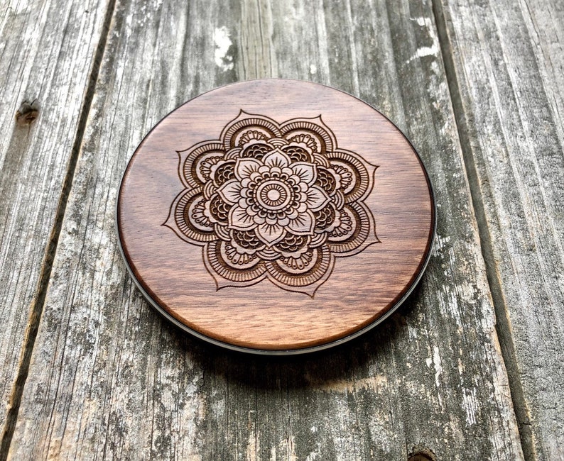 Mandala Wireless Charging Station Wood image 1