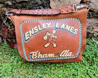 1980s Brown Leather Messenger Bag 70s Vintage Skyline Crossbody