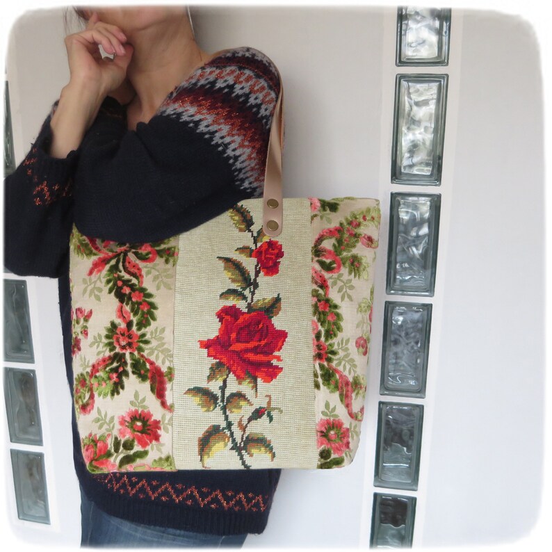 Romantic Bag, Tapestry vintage, Floral Upholstery Velvet, Red Rose Needlepoint image 2