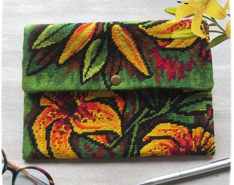 Pochette iPad pour Tablette, Canevas Vintage, Tapisserie Les Lys Oranges, Rangement Liseuse Ecran, Trousse Maquillage