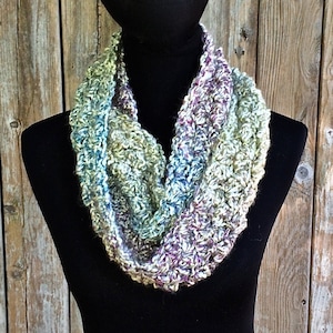 Crochet Infinity Scarf, Beige, Purple, Green, Blue, Women&#39;s Winter Scarf, Winter Scarves, Women Loop Scarf, Christmas Gift, READY TO SHIP