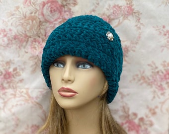 Velvet Cloche with Pearl Button, Teal Blue Vintage Style Hat,Soft Chemo Hat, 20's Style Hat,Blue Winter Hat,Warm Chemo Hat, READY TO SHIP