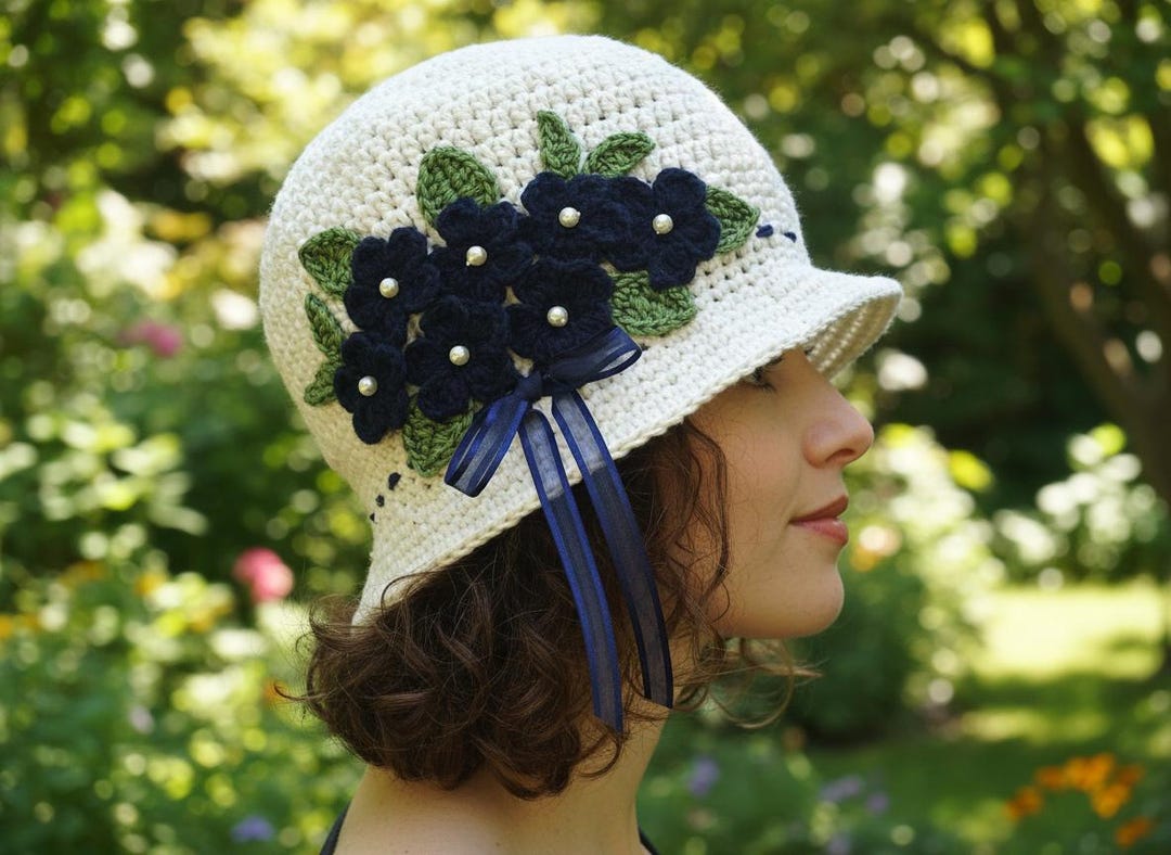 Crochet Cotton Cloche Hat: Cream 20s Style With Navy Flowers  display picture 2