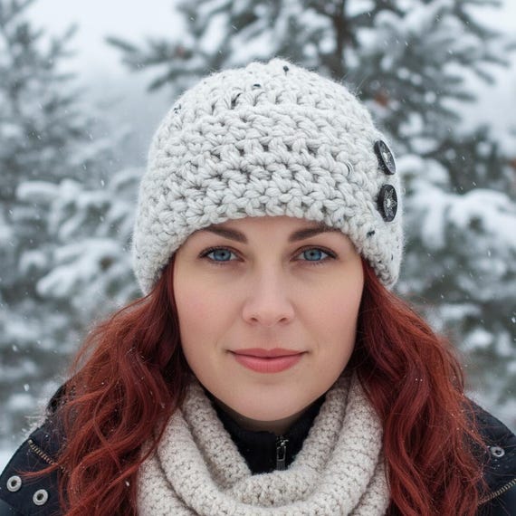 Chunky Crochet Cloche With Buttons: Women display picture 2
