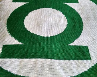 handmade crochet blanket - green lantern logo