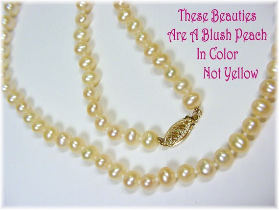 14K Gold Peach Blush Baroque Pearl Strand Necklac… - image 2