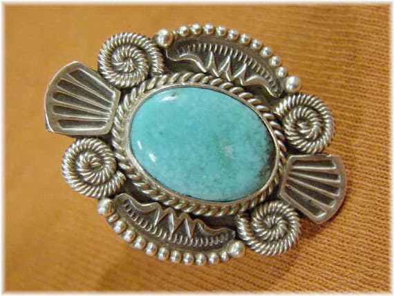Beautiful Detail!! Vintage Native American Navajo Turquoise Sterling Silver Swirl Bracelet Old Beautiful Detail!! Vintage Native American Navajo Turquoise Sterling Silver Swirl Bracelet Old