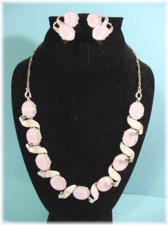 CORO Pink Confetti Thermoset Necklace Earrings Se… - image 7