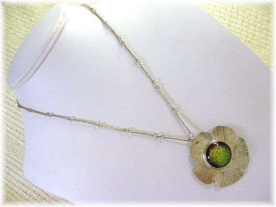 Flower Iridescent Art Glass Sterling Silver Penda… - image 10