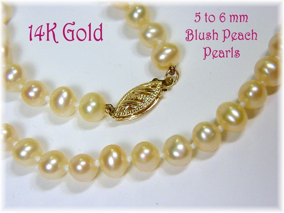 14K Gold Peach Blush Baroque Pearl Strand Necklac… - image 1