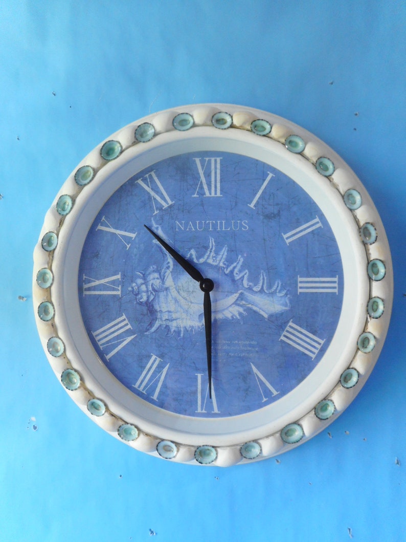 Sea Shell Coastal Beach Wall Clock-Clock With Sea shells-Seashell Art-Coastal Shell Clock