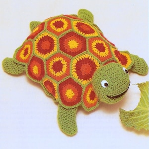 SALE *** Vintage Crochet Pattern Turtle Tortoise Toy Retro Amigurumi Hexagons