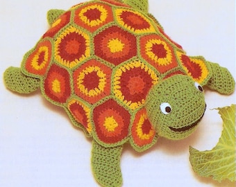 SALE *** Vintage Crochet Pattern Turtle Tortoise Toy Retro Amigurumi Hexagons
